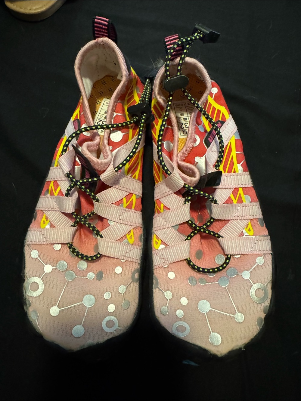 Kids swim/water shoes